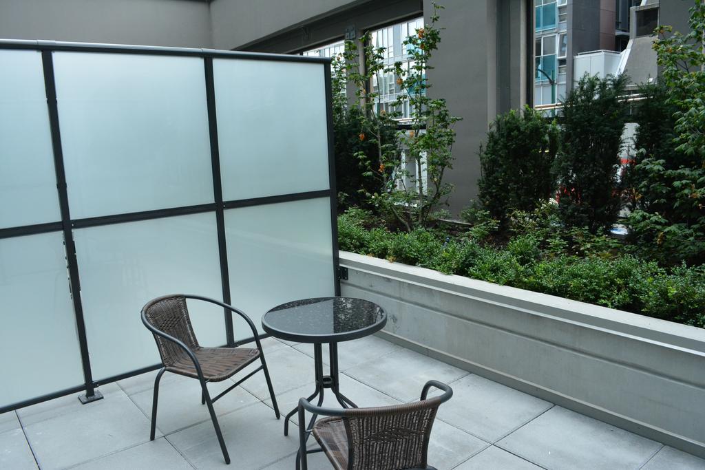 Stay in style at BLU Vancouver