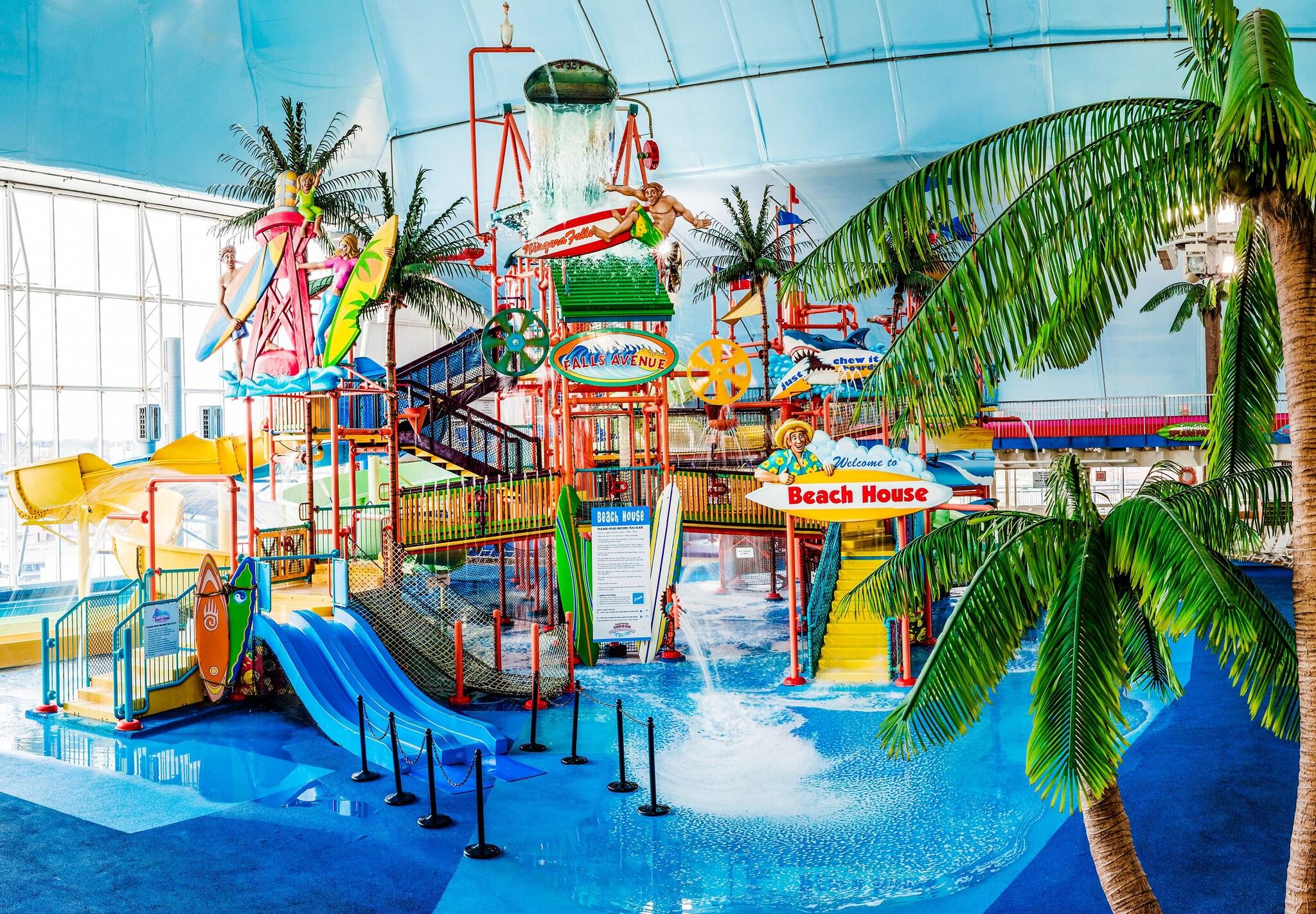 Stay in style at Sheraton Fallsview Hotel