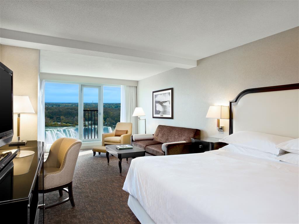 Stay in style at Sheraton Fallsview Hotel