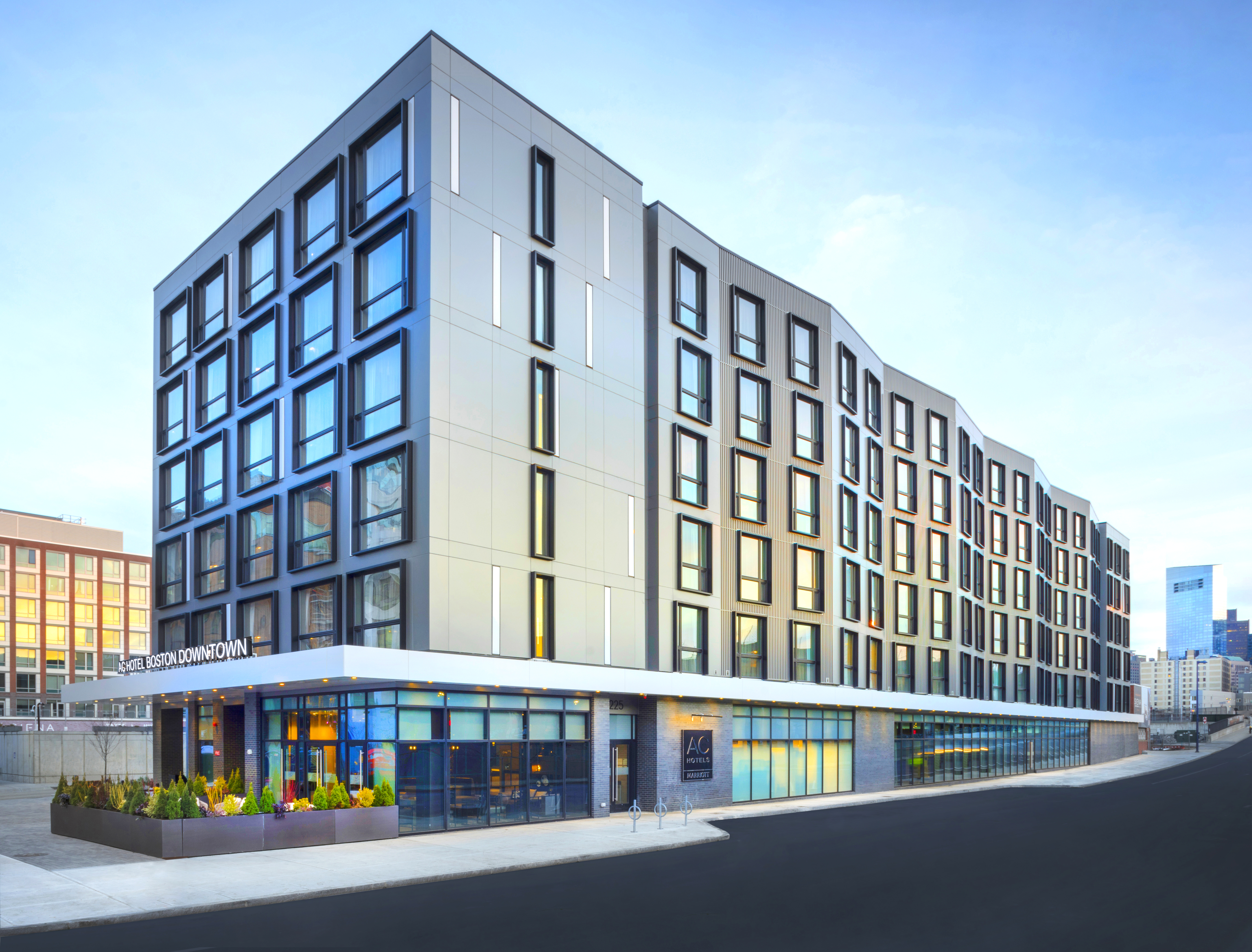 Stay in style at AC Hotel by Marriott Boston Downtown