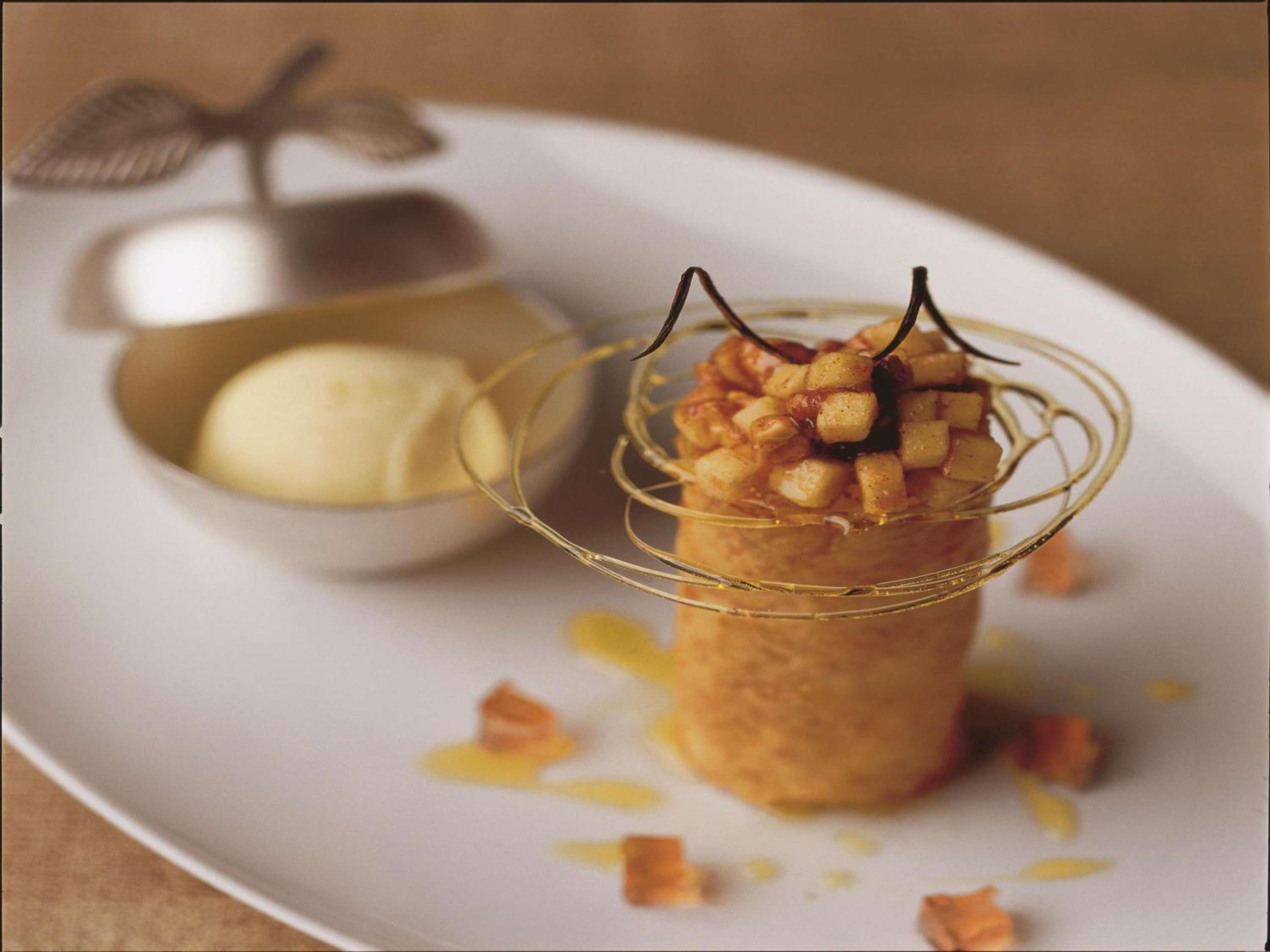 Stay in style at Fairmont Chicago - Millennium Park