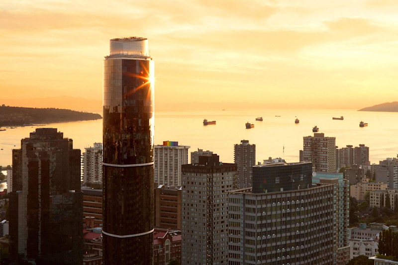 Stay in style at Sheraton Vancouver Wall Centre