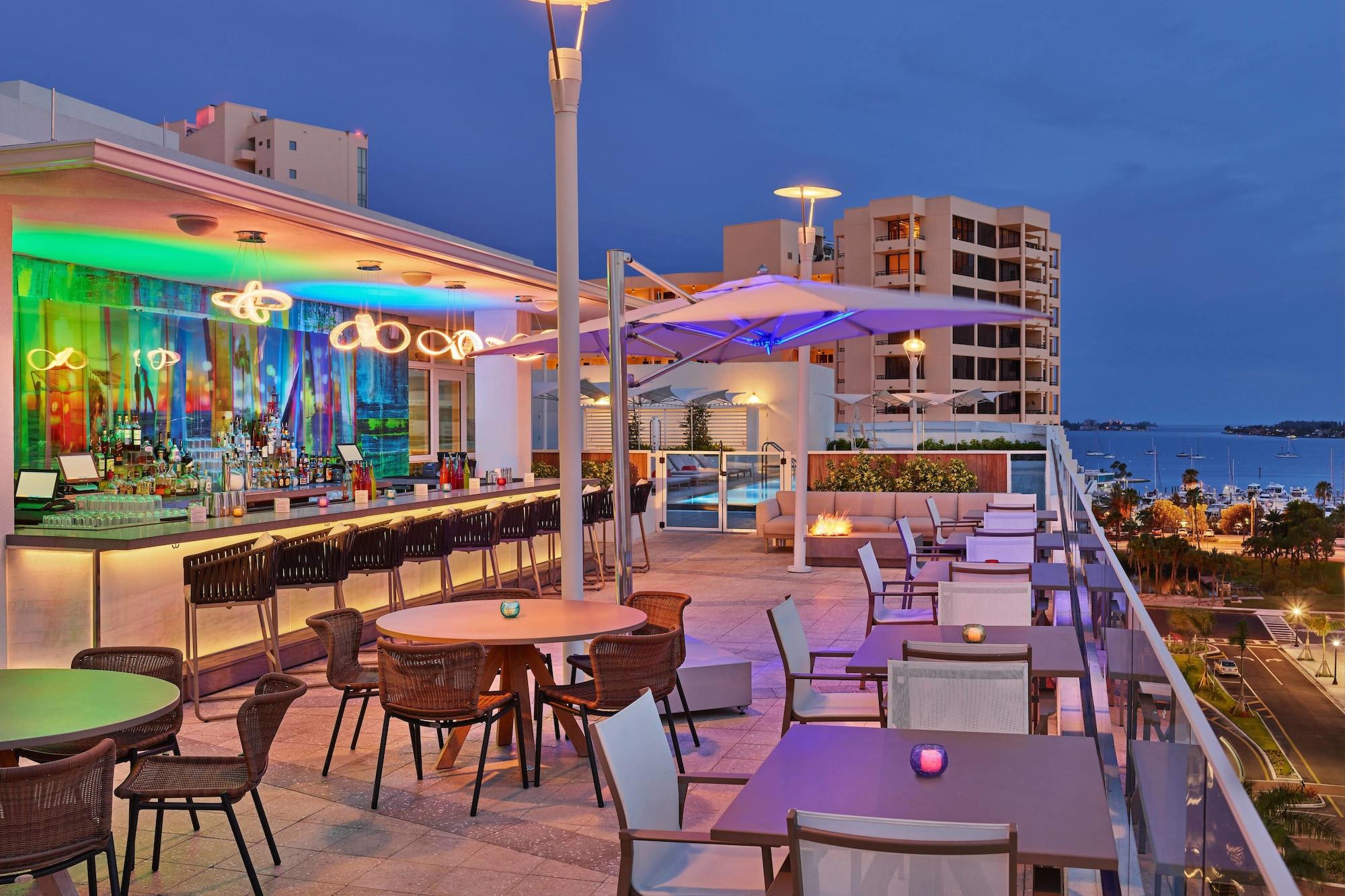 Stay in style at Art Ovation Hotel, Autograph Collection