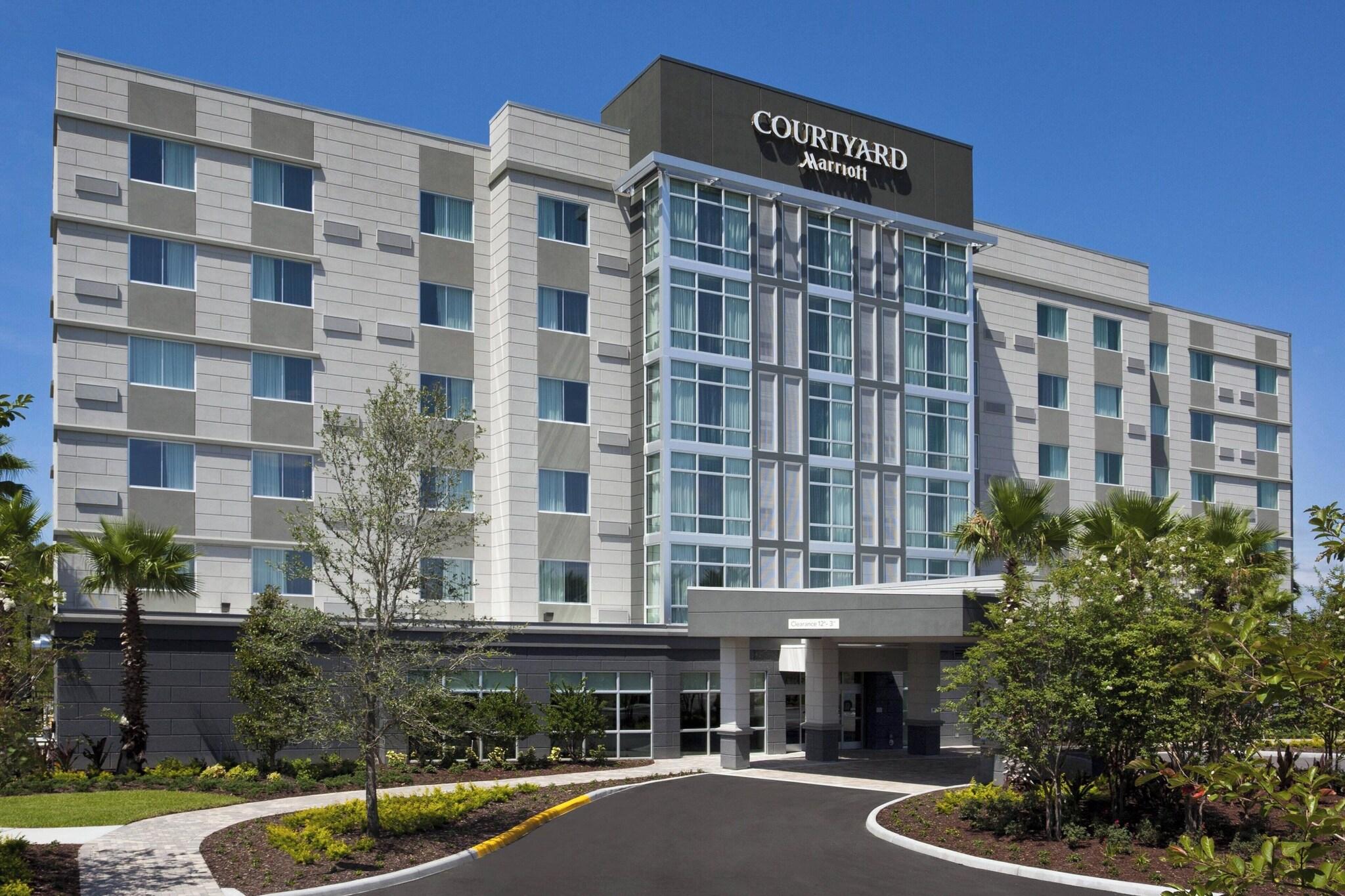 Stay in style at Courtyard Orlando South/John Young Parkway