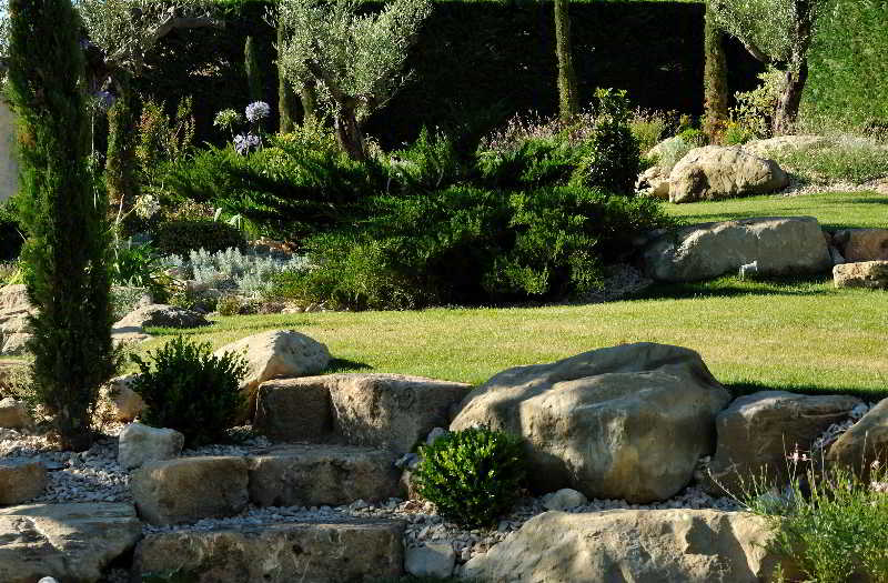 Stay in style at Aquabella