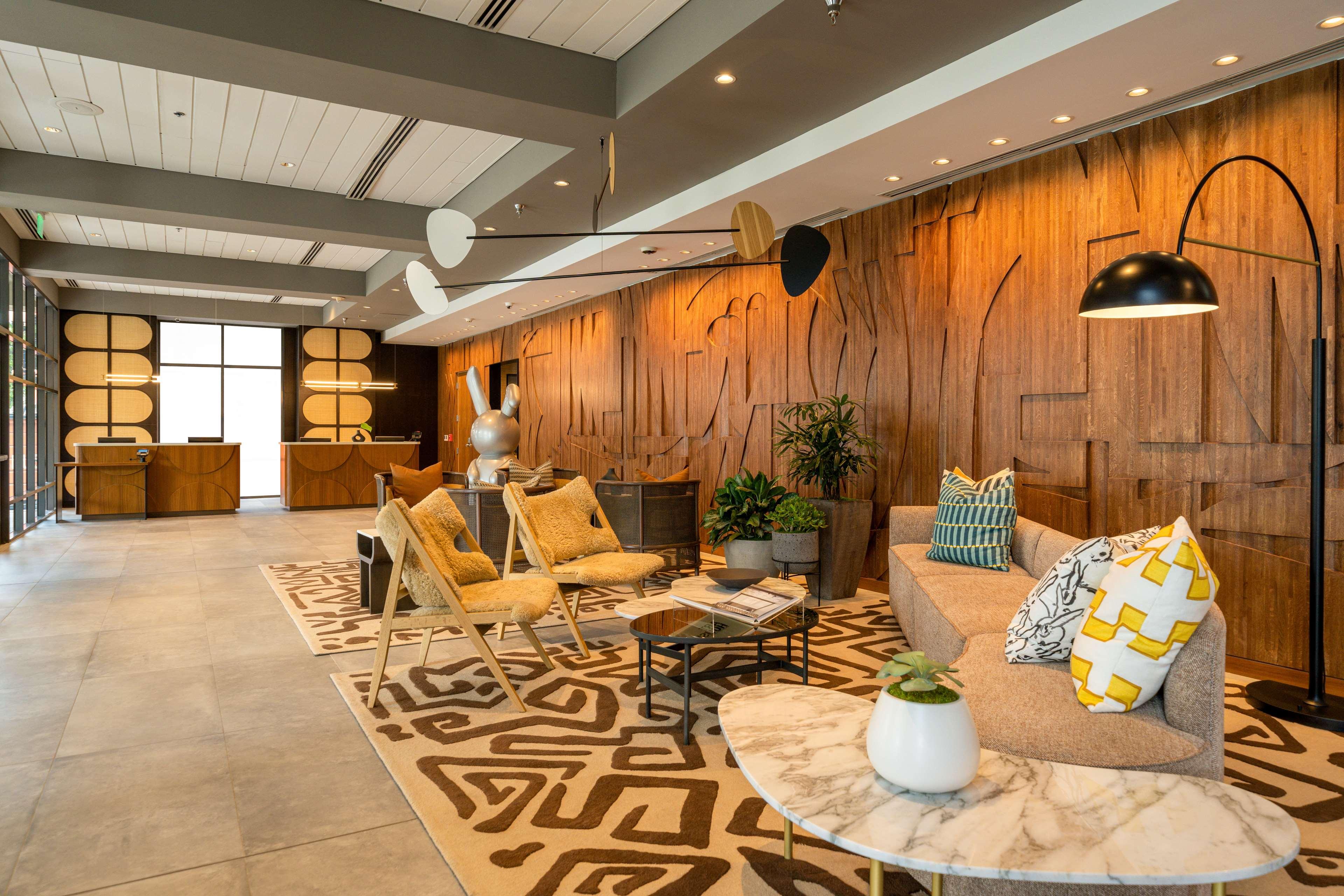 Stay in style at Hilton San Diego Gaslamp Quarter