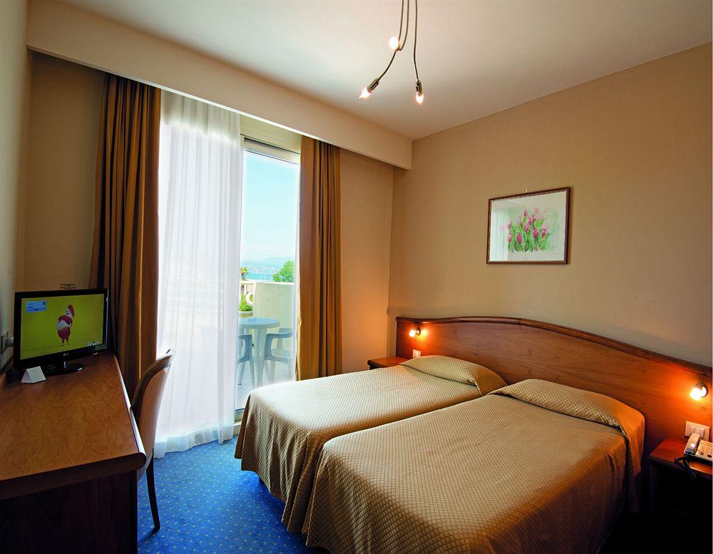 Stay in style at Hotel Du Parc Sirmione