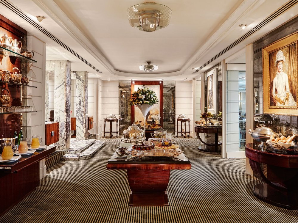 Stay in style at Hotel Lord Byron