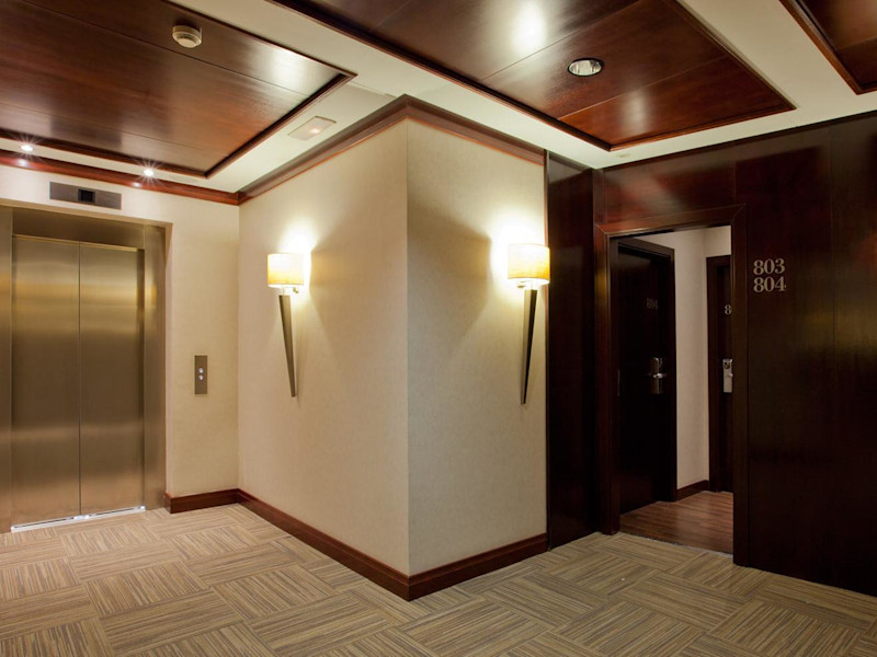 Stay in style at Valencia Center