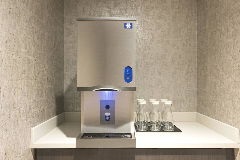 Stay in style at AC Hotel by Marriott Boston Downtown