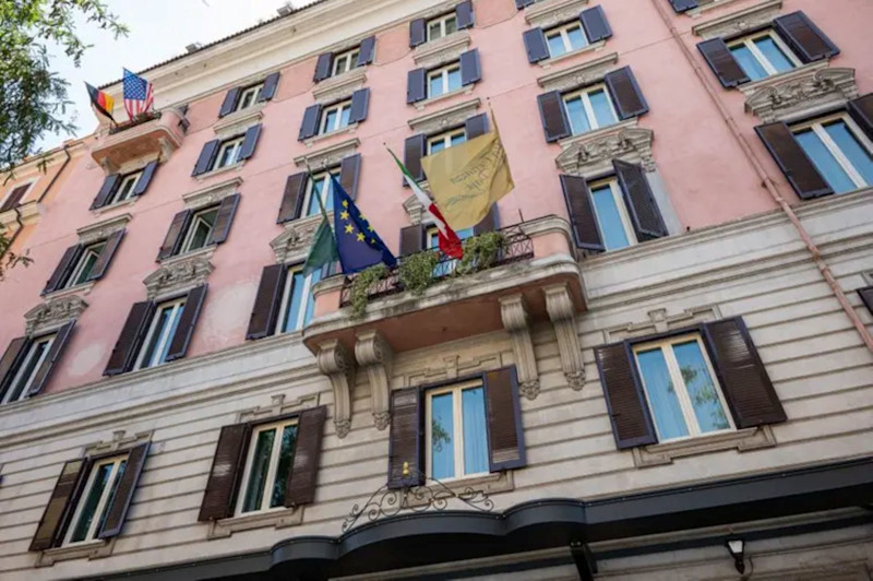 Stay in style at Mecenate Palace