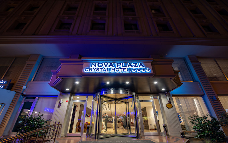 Stay in style at Nova Plaza Crystal Hotel