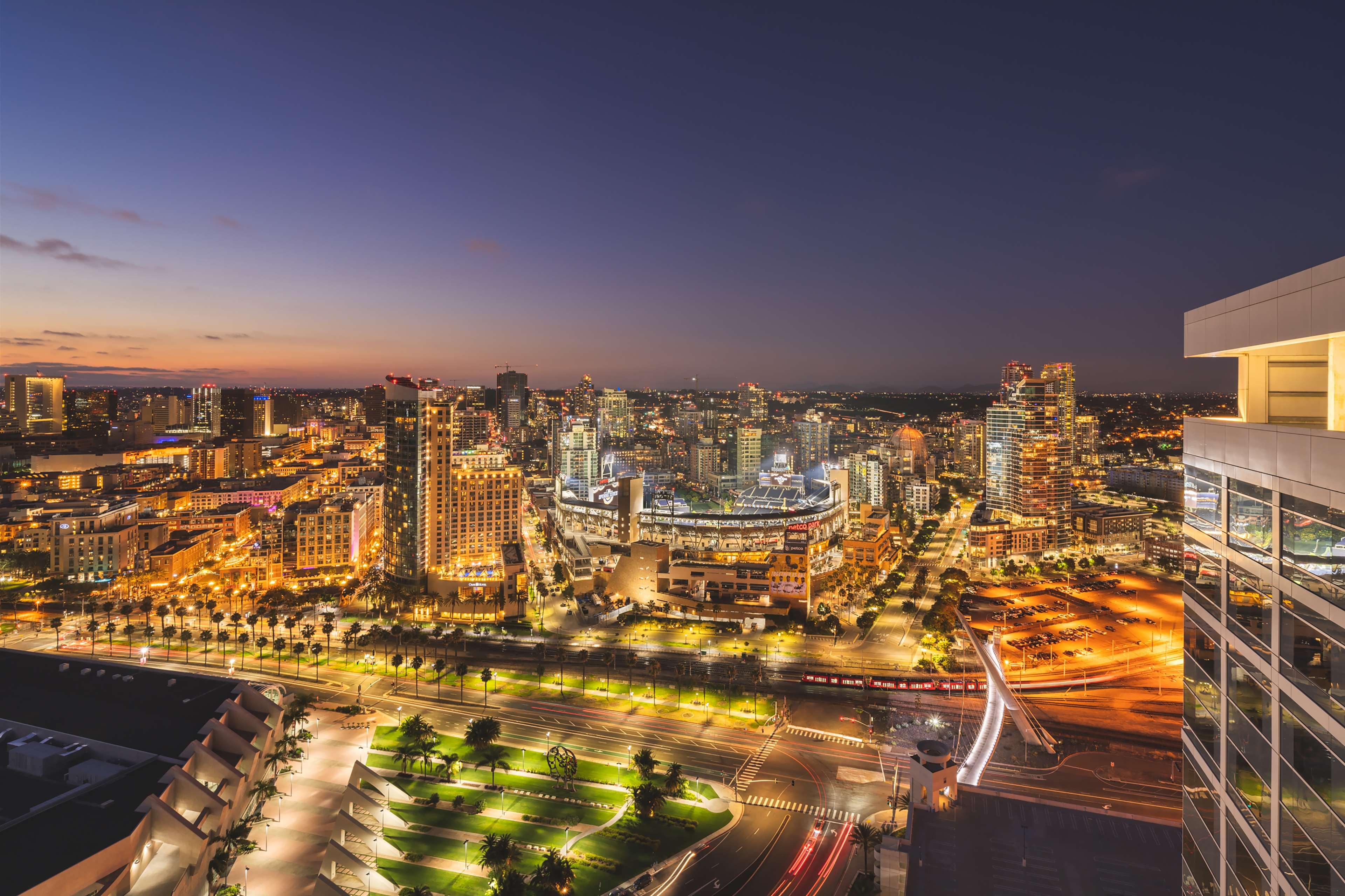 Stay in style at Hilton San Diego Bayfront