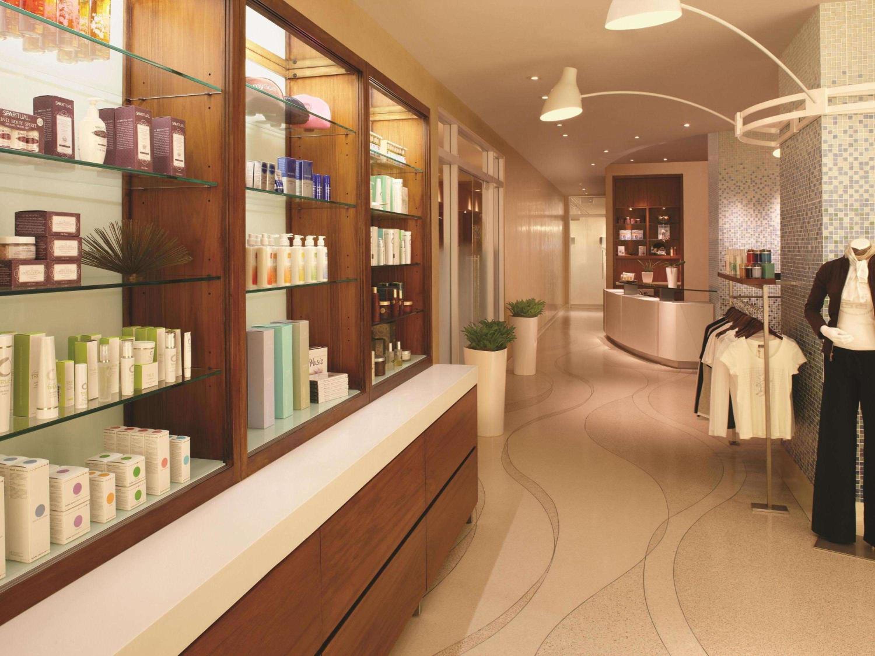 Stay in style at Fairmont Chicago - Millennium Park