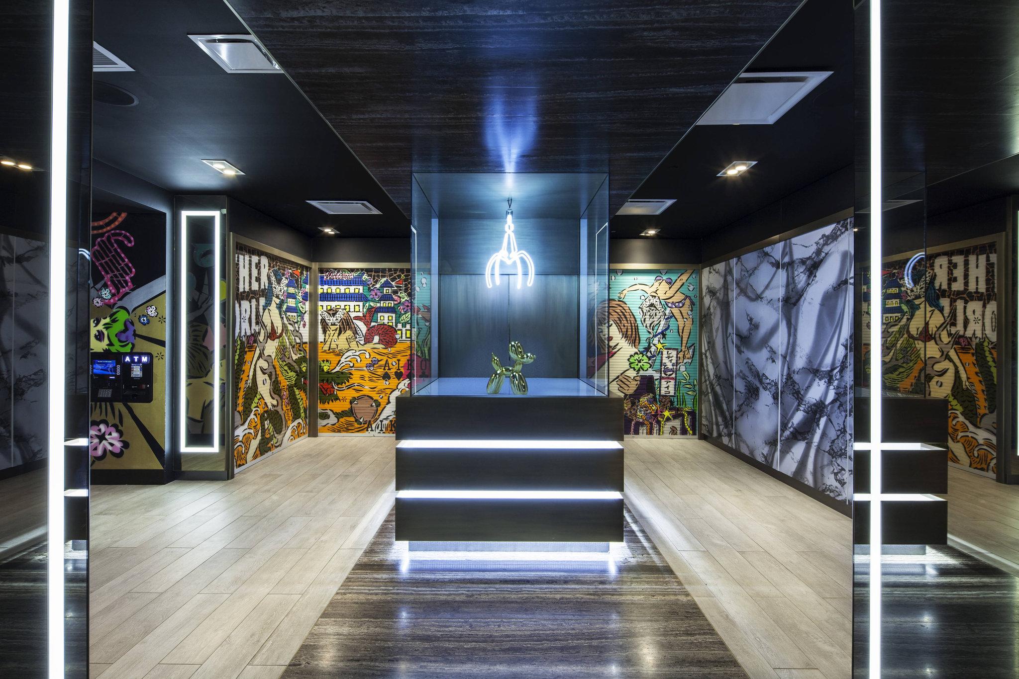 Stay in style at W New York Times Square