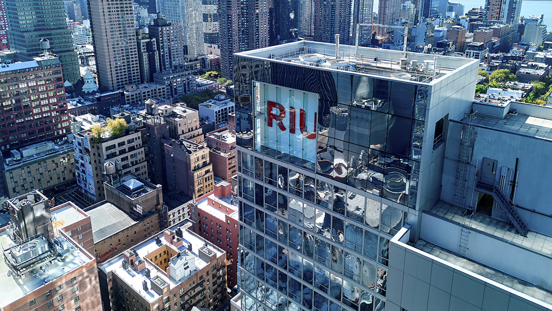 Stay in style at Hotel Riu Plaza New York Times Square