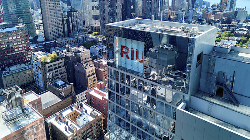 Stay in style at Hotel Riu Plaza New York Times Square