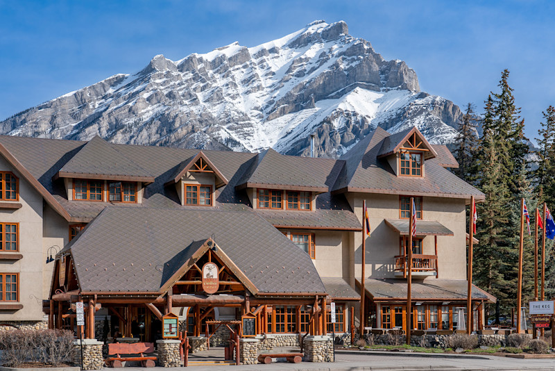 Stay in style at Banff Caribou Lodge & Spa