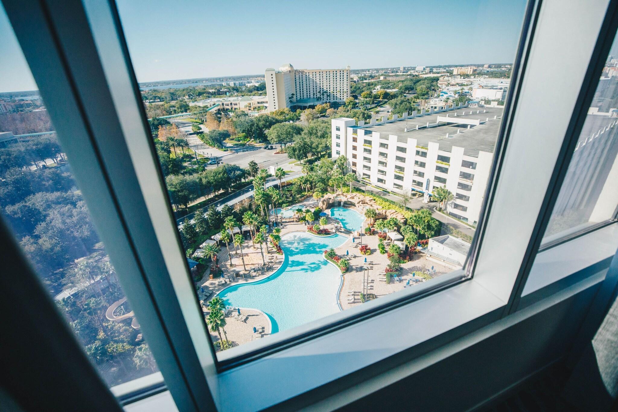 Stay in style at Hyatt Regency Orlando