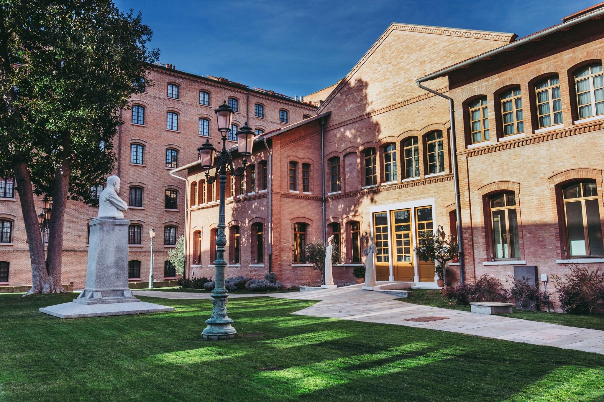 Stay in style at Hilton Molino Stucky Venice