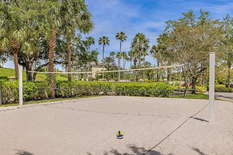 Stay in style at Sheraton Vistana Villages Resort Villas, I-Drive/Orlando