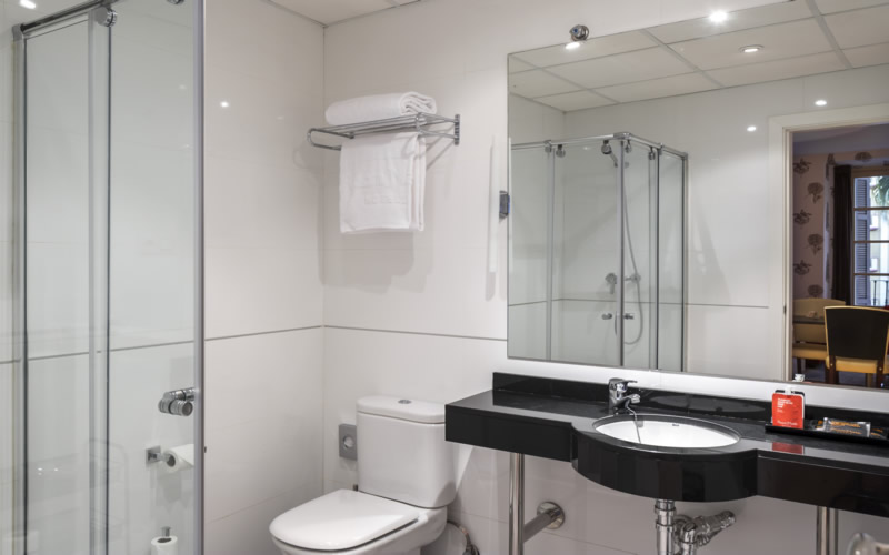 Stay in style at Hotel Larios Málaga