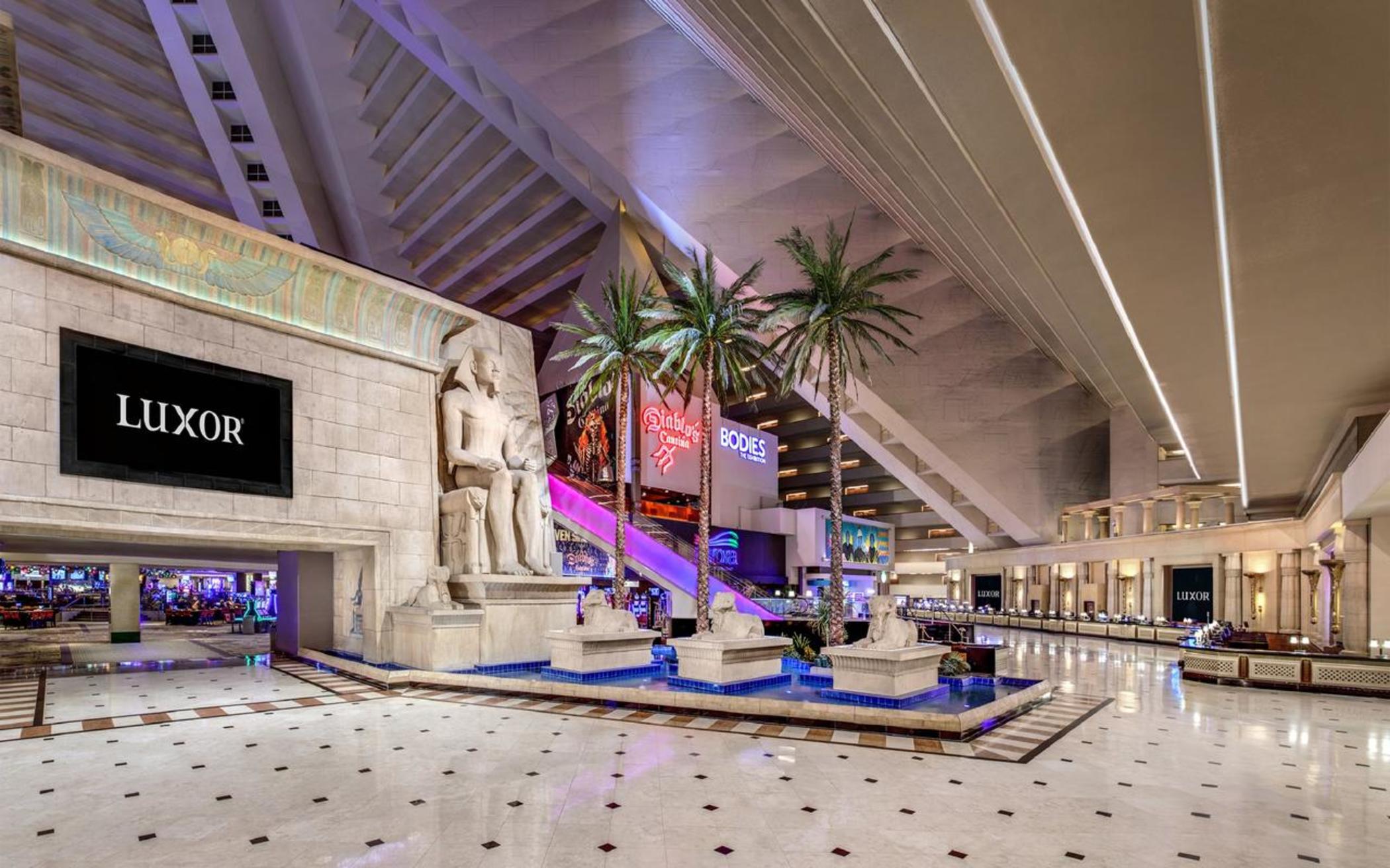 Stay in style at Luxor Hotel & Casino