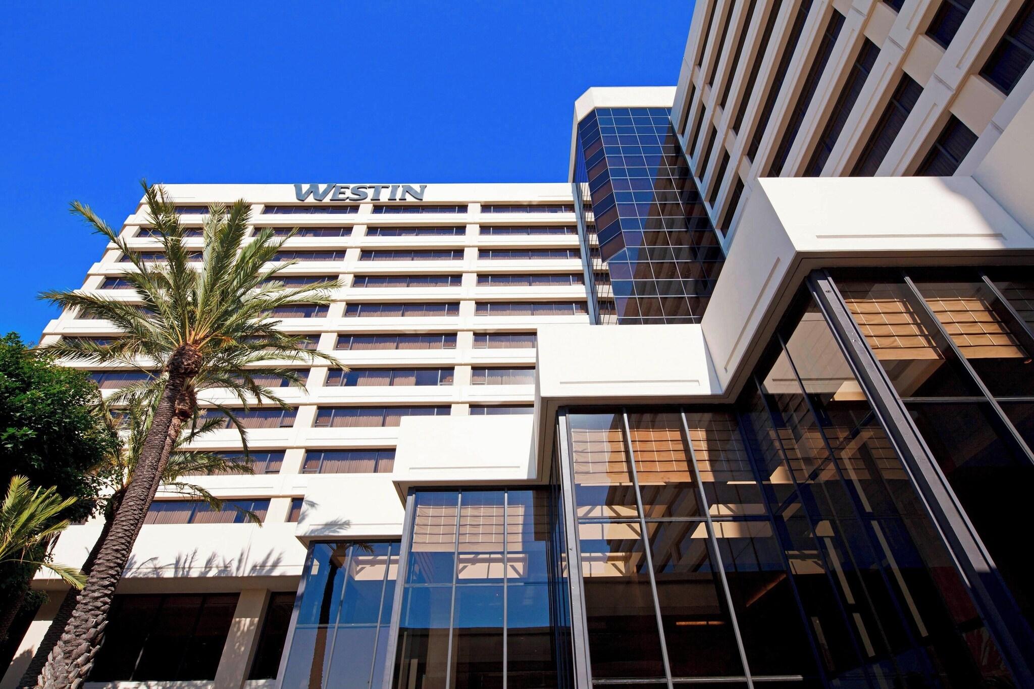 Stay in style at The Westin Los Angeles Airport