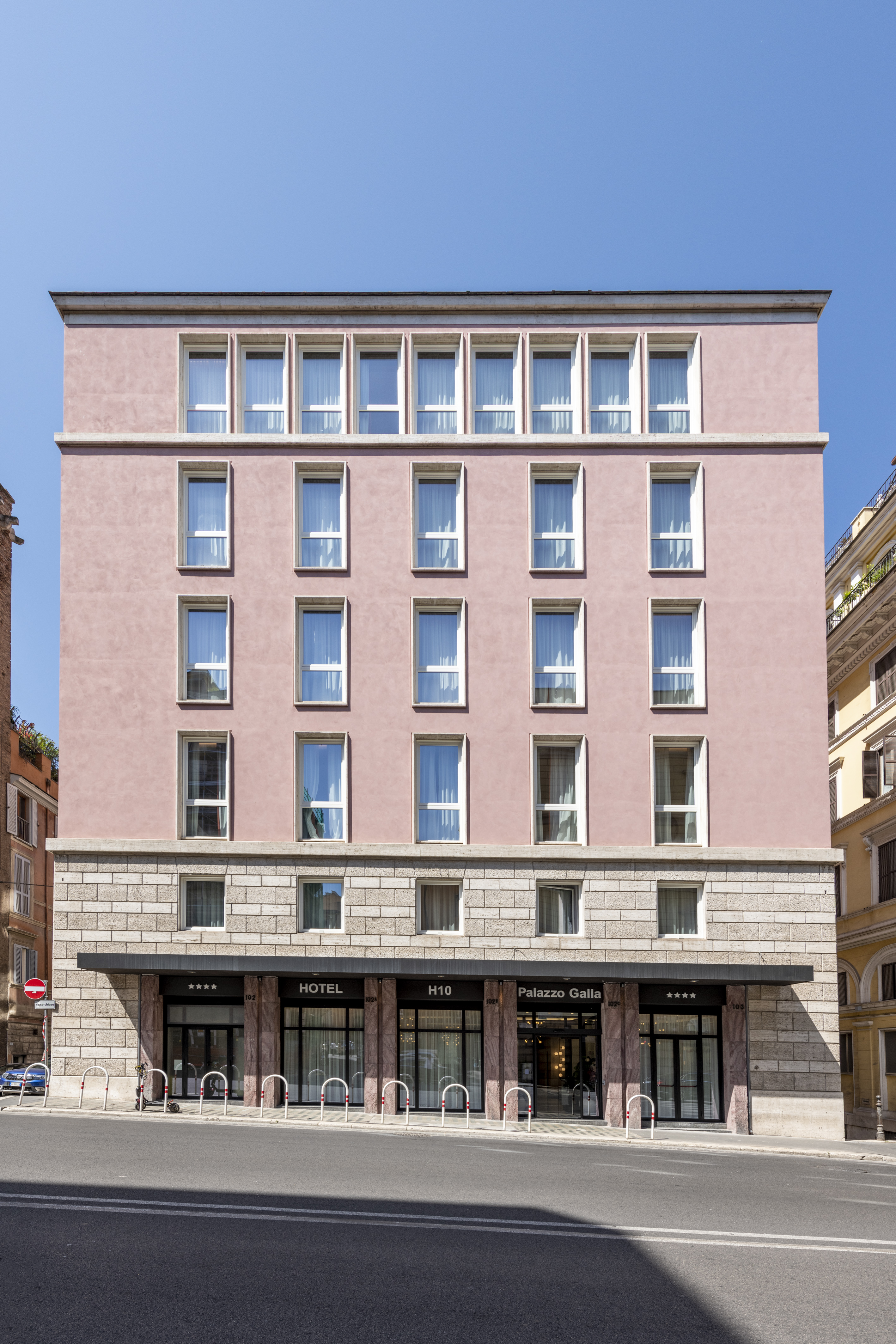 Stay in style at H10 Palazzo Galla, Rome