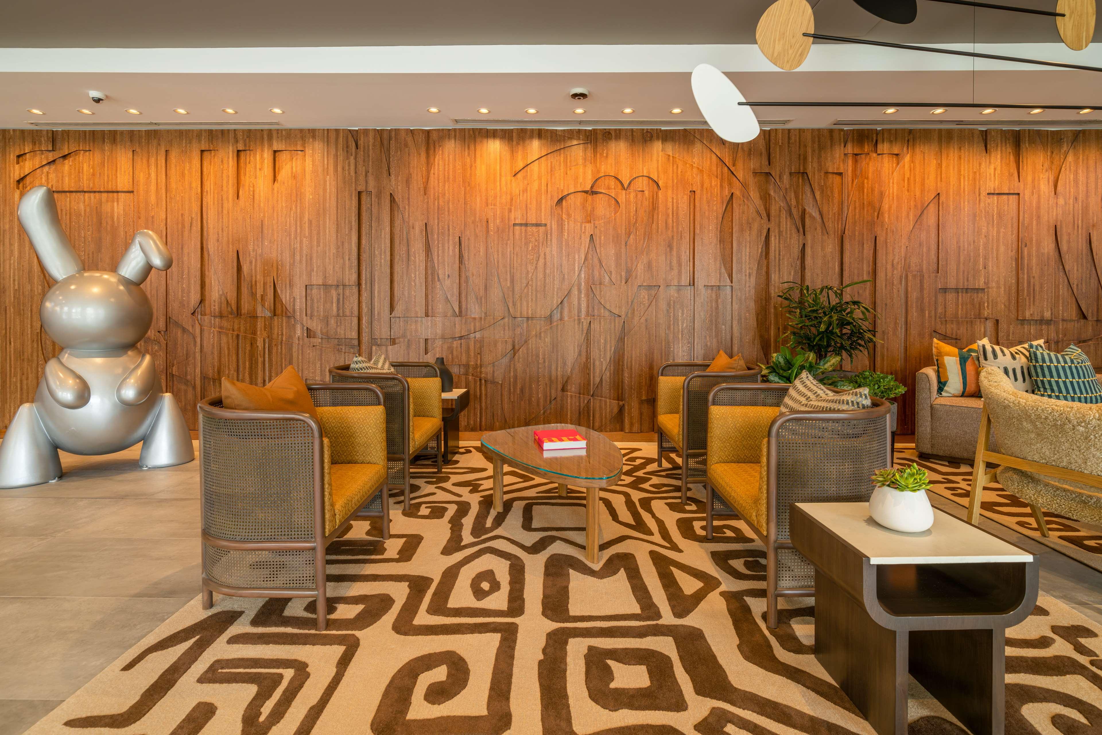 Stay in style at Hilton San Diego Gaslamp Quarter