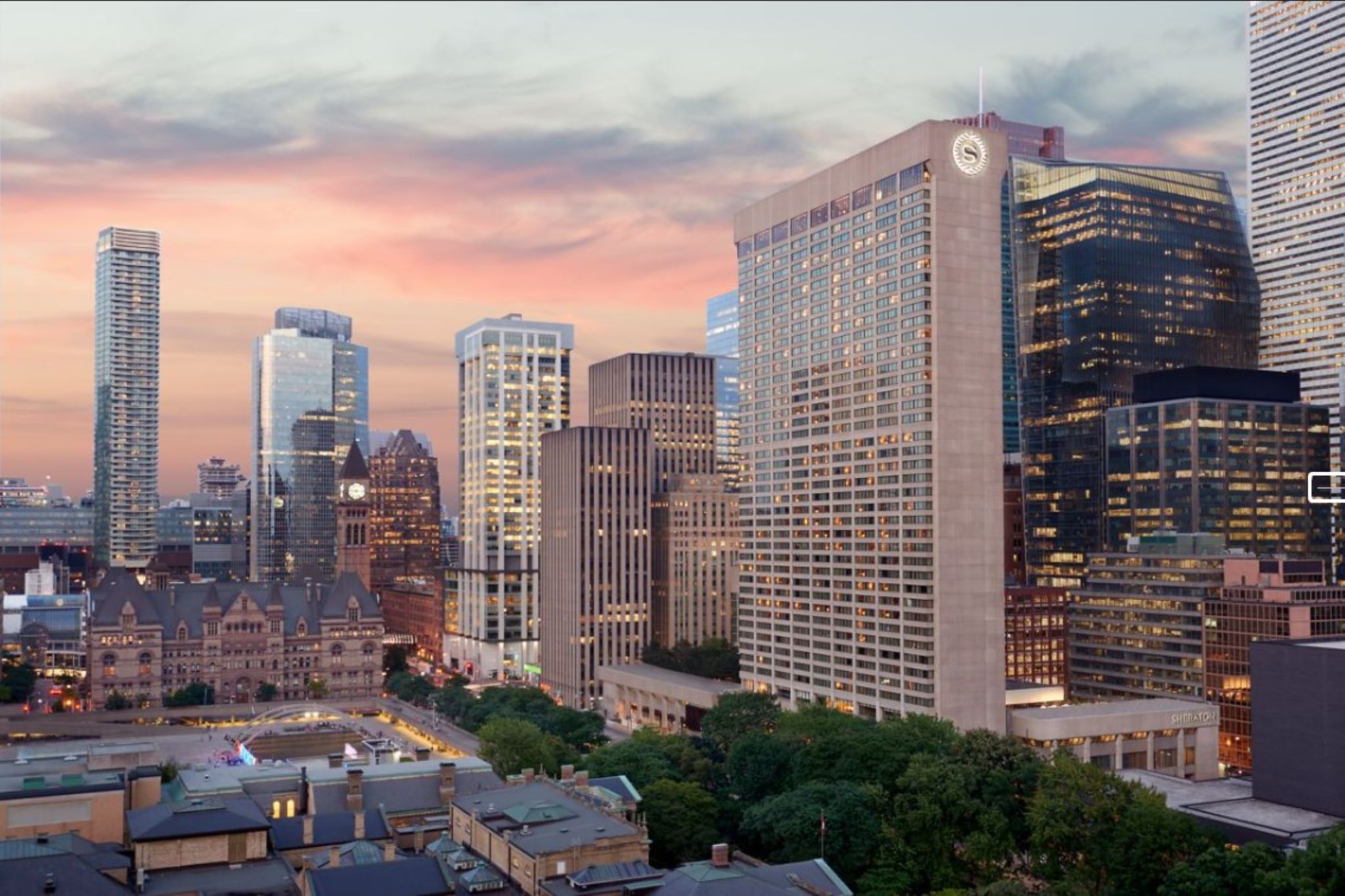 Stay in style at Sheraton Centre Toronto Hotel