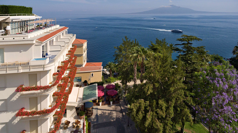 Stay in style at Grand Hotel Continental Sorrento
