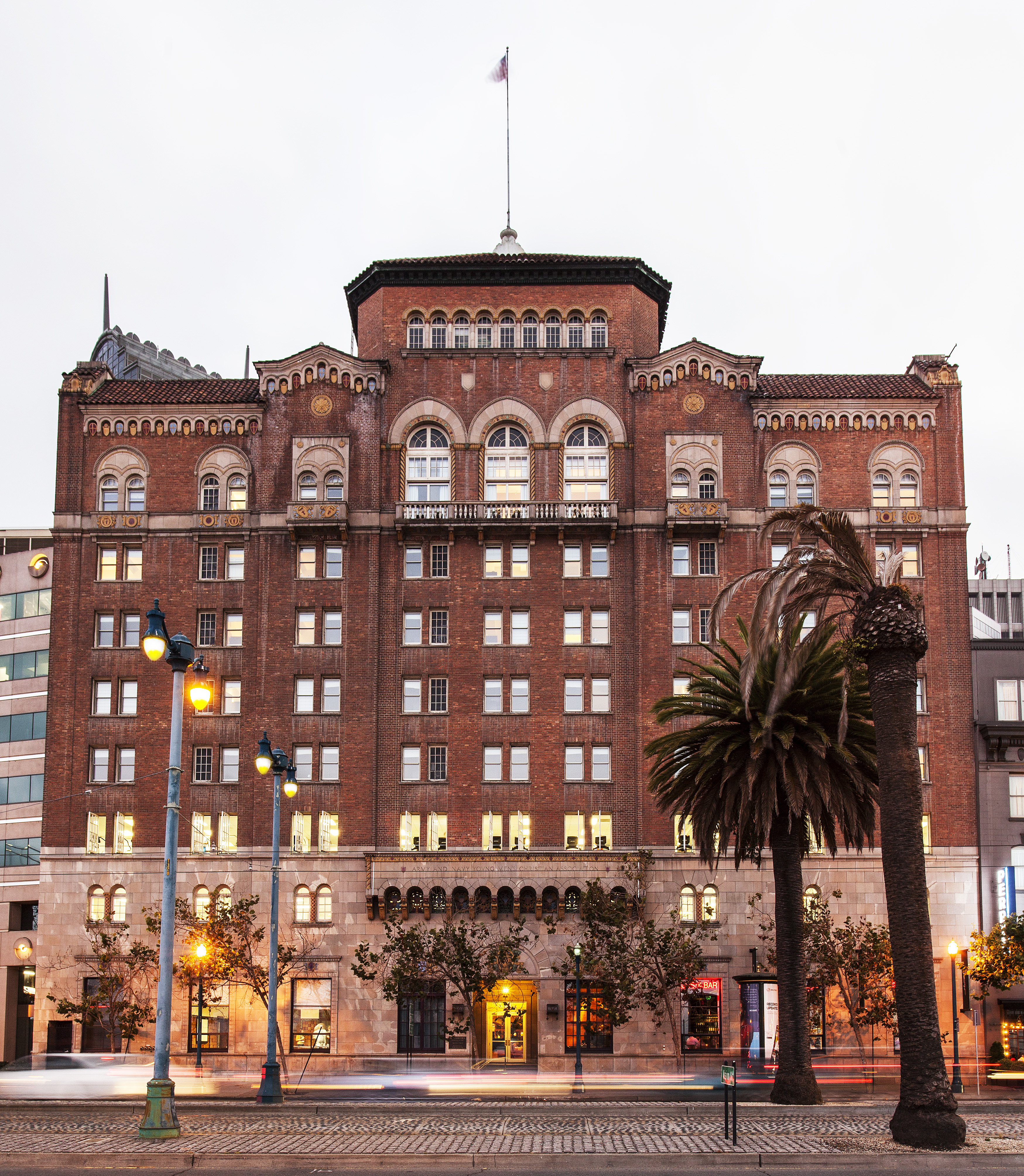 Stay in style at Harbor Court Hotel