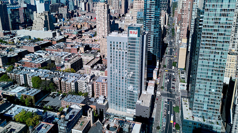 Stay in style at Hotel Riu Plaza New York Times Square