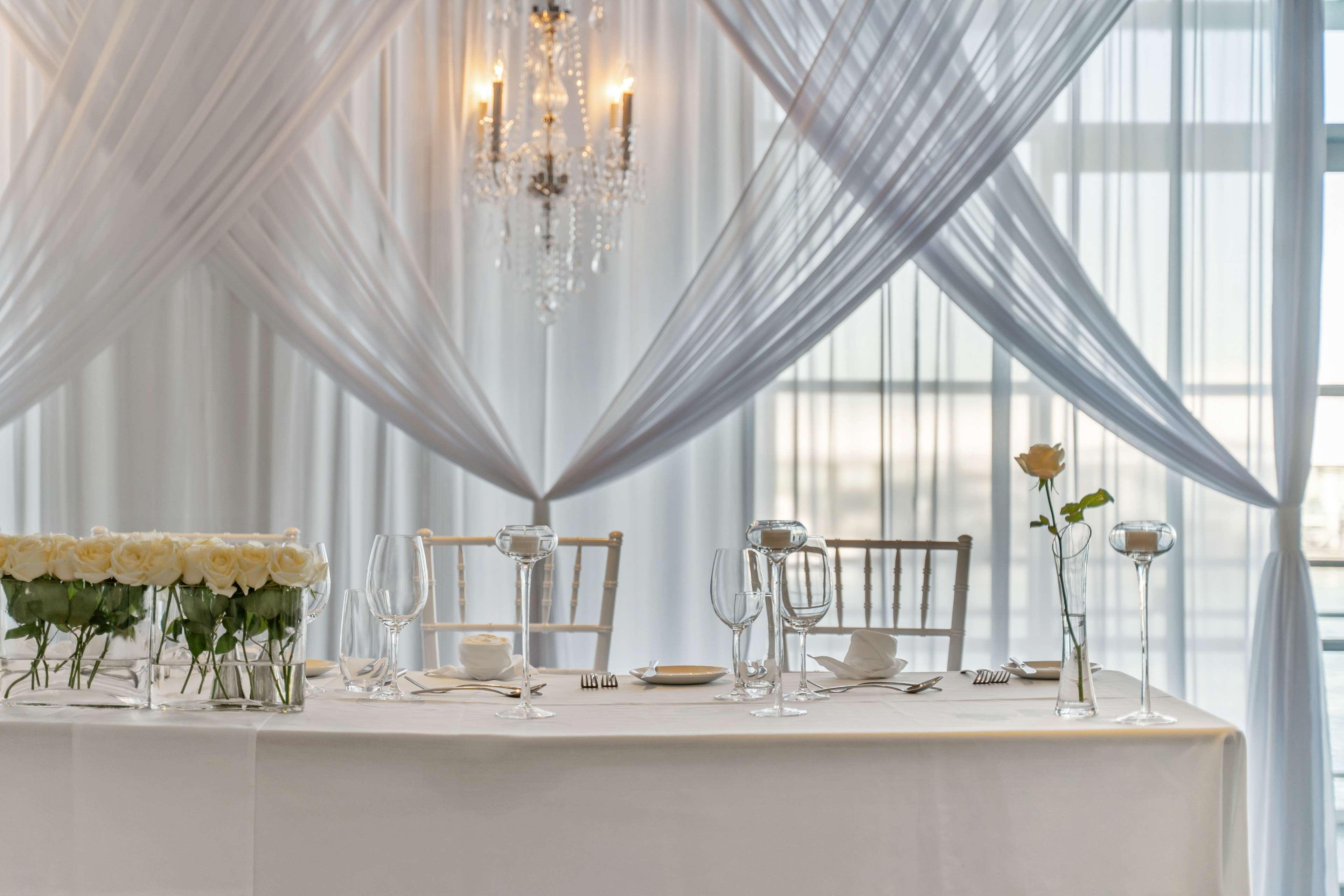 Stay in style at Hilton Auckland