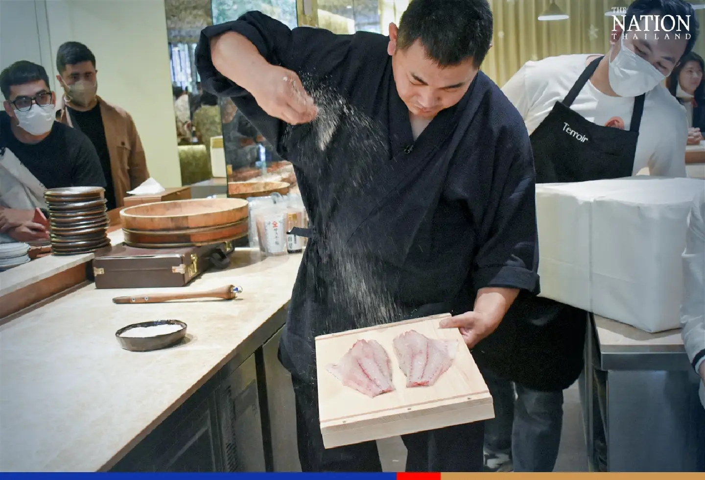 Image related to Exclusive seafood auction and live bara-sushi performance