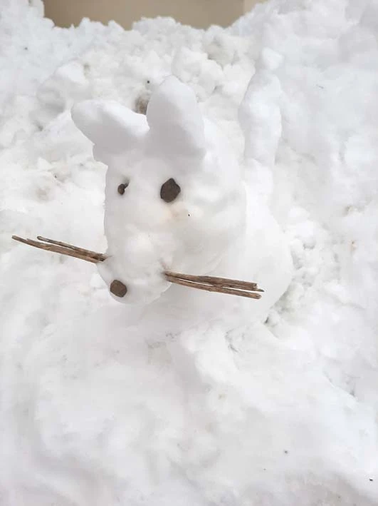 Schneekunst der Klassen 4a und 3b