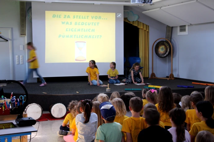 Die 4. Schulversammlung der Grundschule Bernau