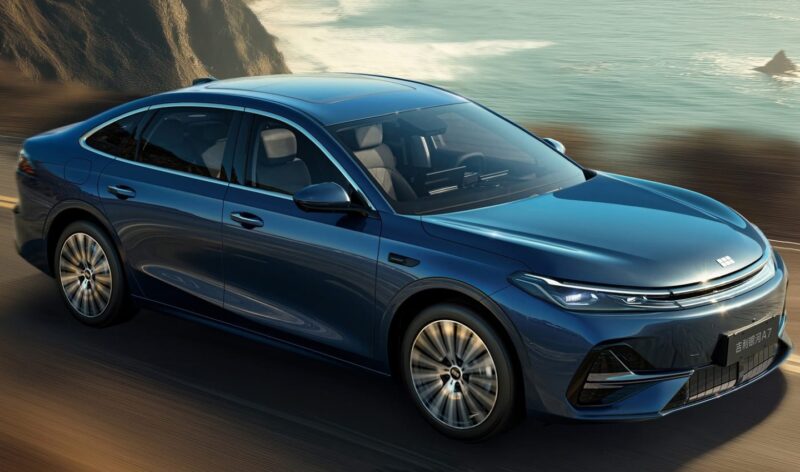 Geely Galaxy A7 EM-i mid-size plug-in hybrid eyes Q4 launch