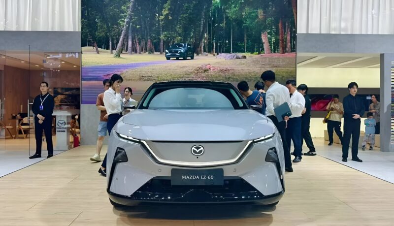 Mazda EZ-60 surpasses 26,000 pre-orders as mid-size SUV showcased at 2025 Chongqing Auto Show