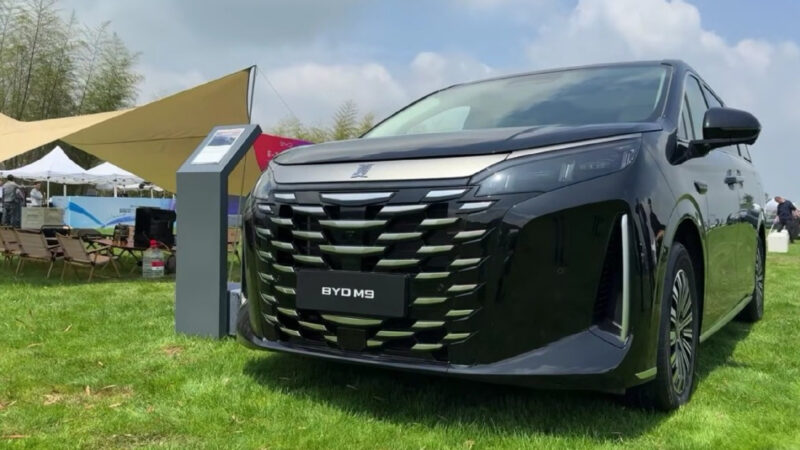 BYD Xia minivan will go overseas under M9 name – the first batch is ready for shipment