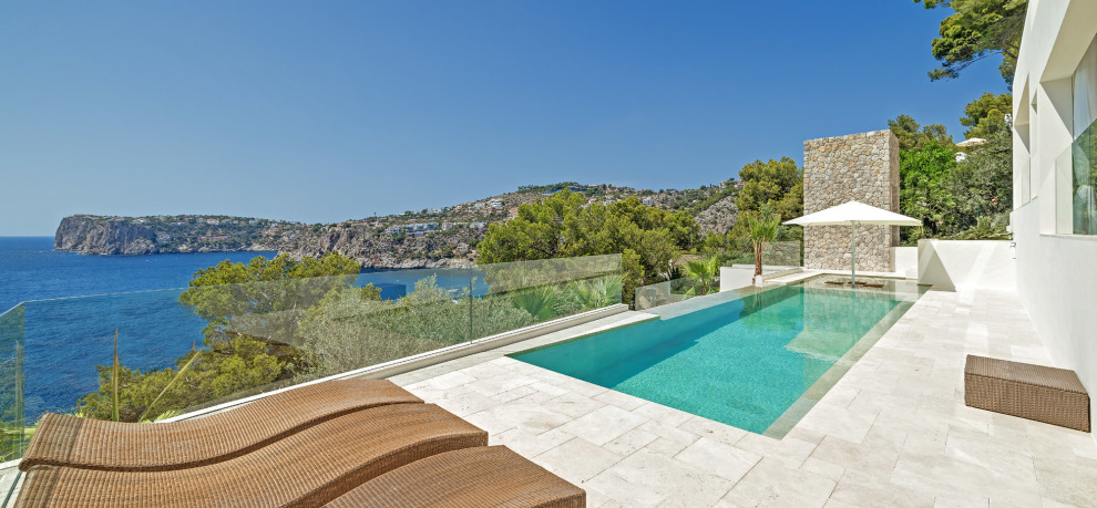 A pool over looking the sea