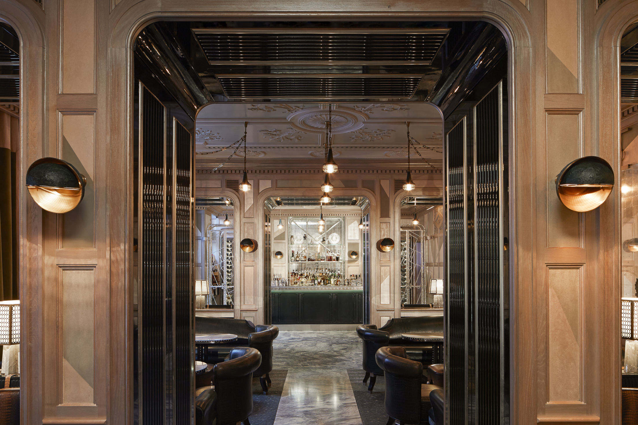 Find Glamorous Cocktails at Satin, a Splendid Art Deco Bar in