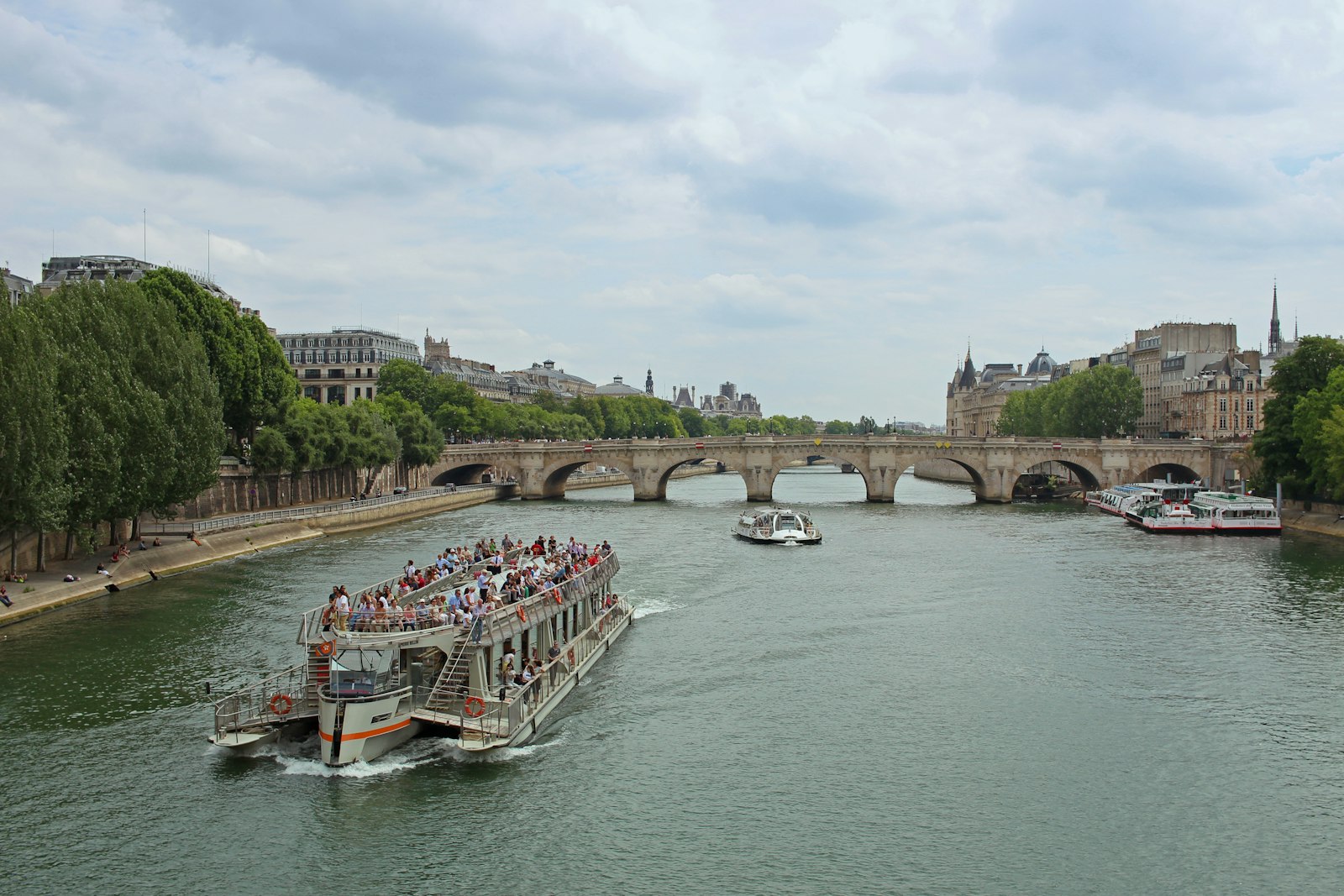 How to Choose an Accommodated Cruise Booking System