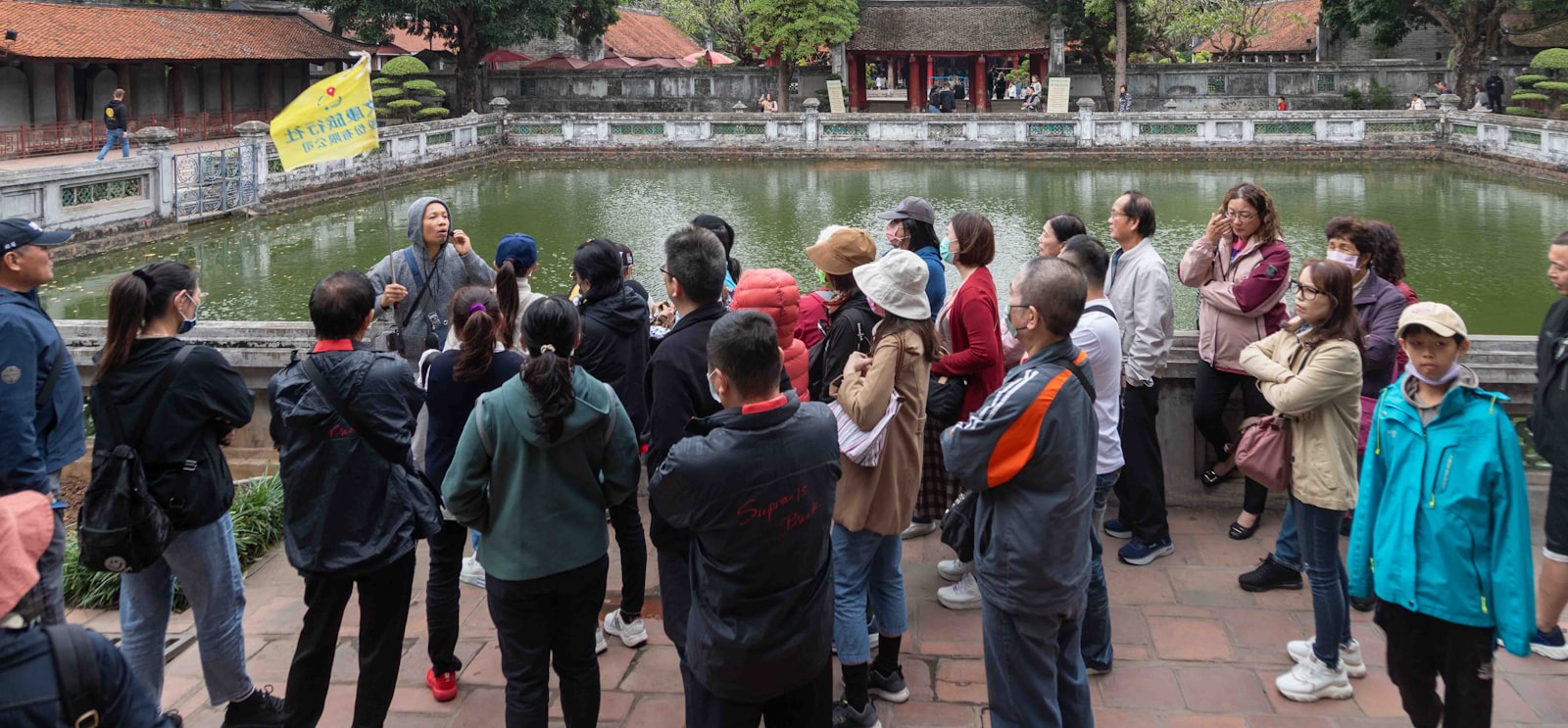 How to Choose a Tour Operator Booking System