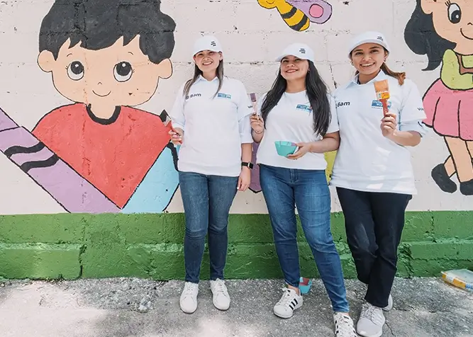 equipo Bam pintando