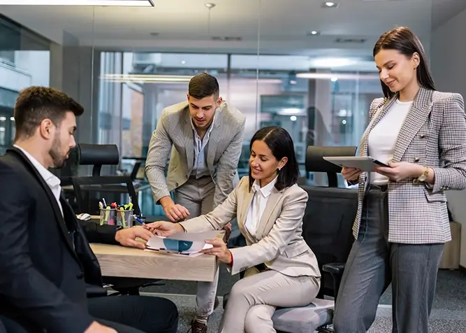 empresarios en reunión