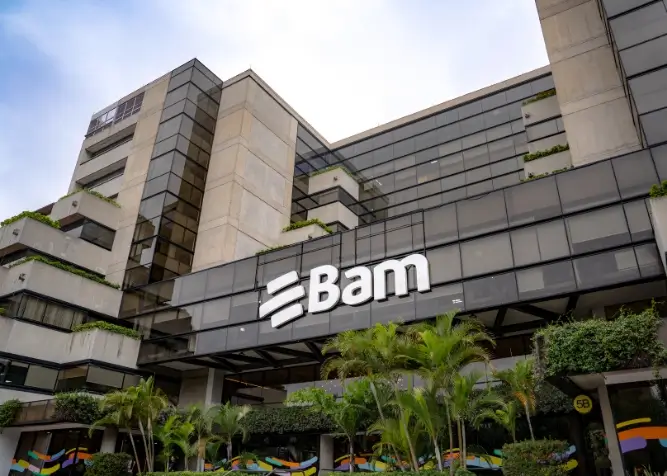 Bam comunica sus calificaciones de riesgo crediticio
