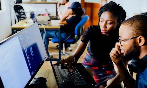 Why should you start teaching online with Thkee?