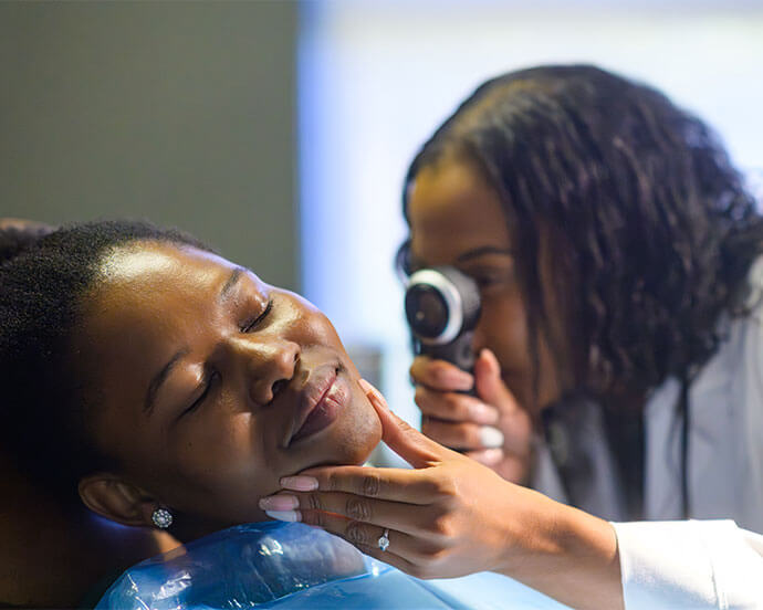 How to Prepare for a Dermatologist Skin Exam, According to a ...